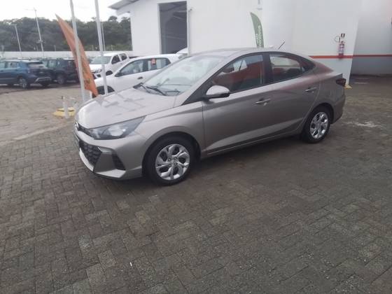 HYUNDAI HB20S 1.0 12V FLEX COMFORT PLUS MANUAL
